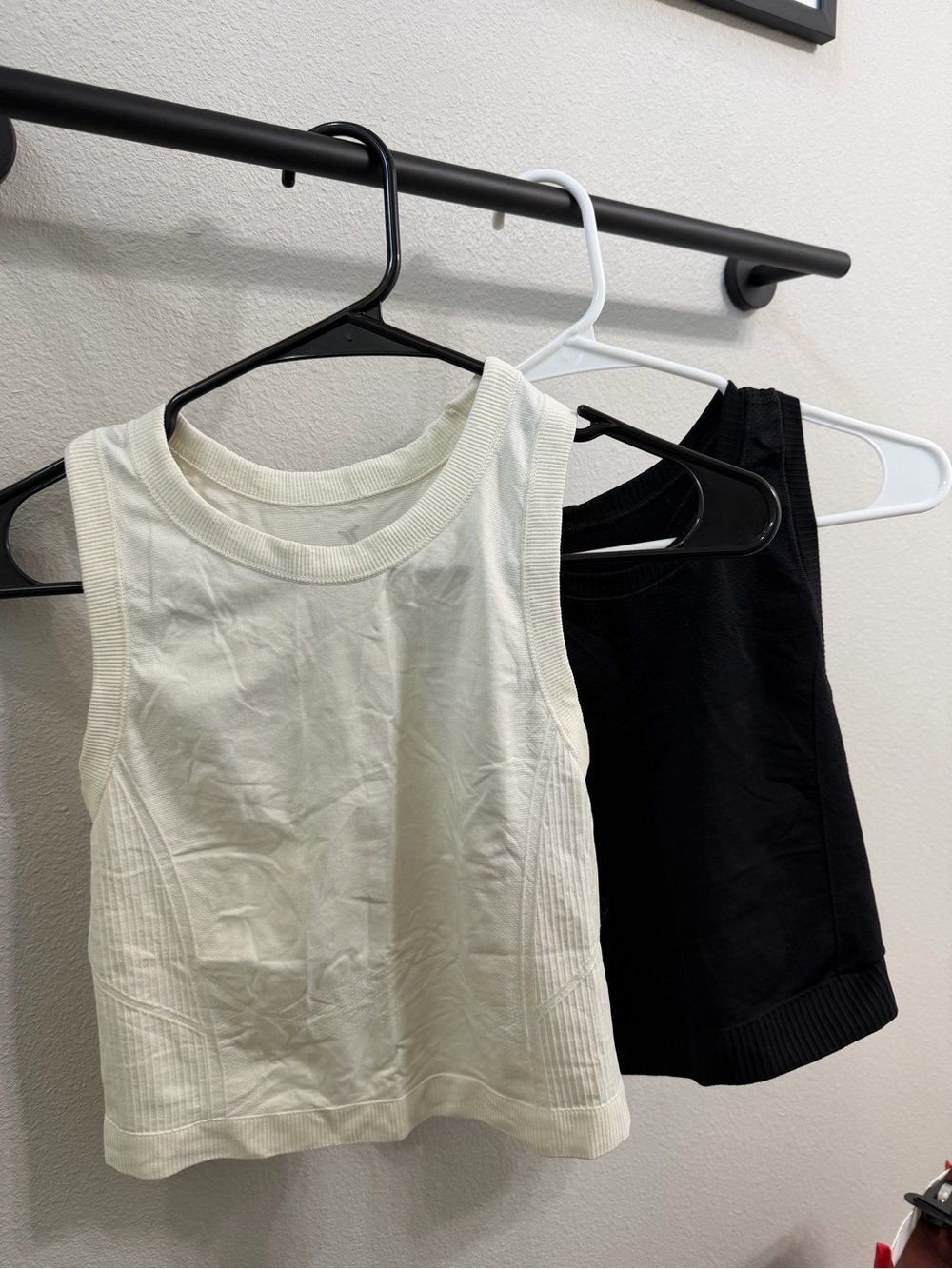 (Bundle of 2) Old Navy Active Wear Women’s Ribbed Tank 1 White and 1 Black